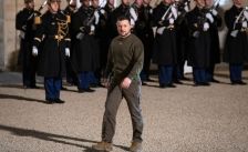 media/02/zelenskywarnsrussia_4850203t.jpg