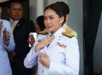 Thailands premierminister triumferer i mistillidsvotum