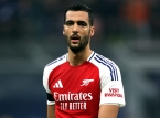 Arsenal forl&aelig;nger den ubesejrede stime med tiende sejr i tr&aelig;k og tangerer en rekord fra 1903