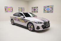 media/17/bmwshowcasesanother_4211763t.jpg