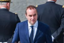 media/17/frenchgovernmentcollapses_4691743t.jpg