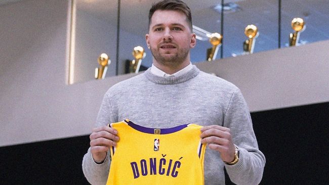 Luka Dončić siger, at det er en drøm, der går i opfyldelse at spille sammen med LeBron, men "det var virkelig svært i starten"