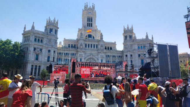 VM-fejring i Madrid: Hvad er klokken, musikalske optrædener, og hvordan man ser det live