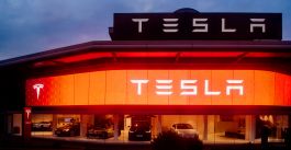 media/25/teslasalesdrop_4462593t.jpg
