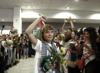 Greta Thunberg bydes velkommen i Athen efter deportation fra Israel