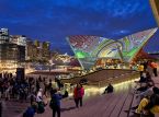 N&aelig;sten 90 droner styrter ned i Sydney havn efter lysshow-ulykke