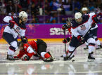 Team USA's ishockeykaptajn Hilary Knight kalder Trumps joke ubehagelig og forsvarer herreholdet