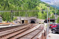 media/27/trainderailsswitzerland_4812713t.jpg
