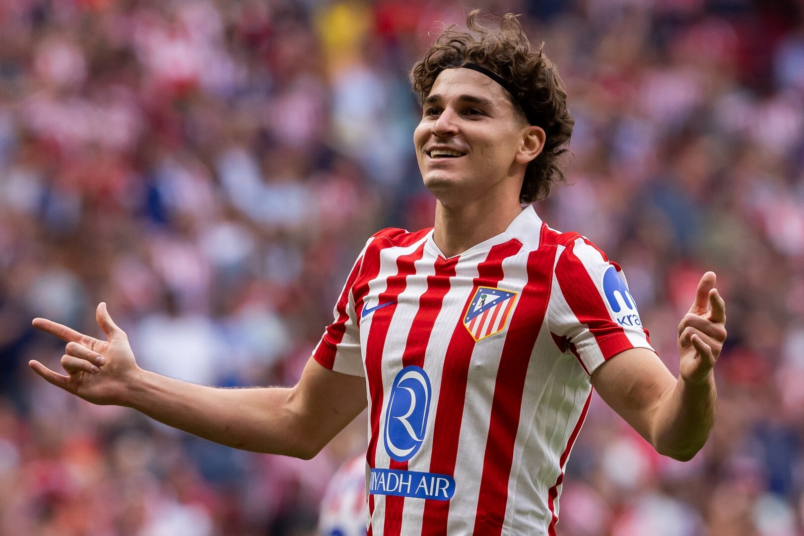 Real Madrid kom med et tilbud på 150 millioner euro for Julián Álvarez, og Atleti svarer med sarkasme