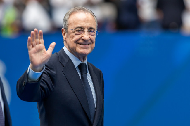 Florentino Pérez kan få konkurrence ved valget i Real Madrid for første gang siden 2009, "den mand med mexicansk accent"