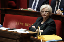 media/28/macronpushesu20ac36bn_4862843t.png