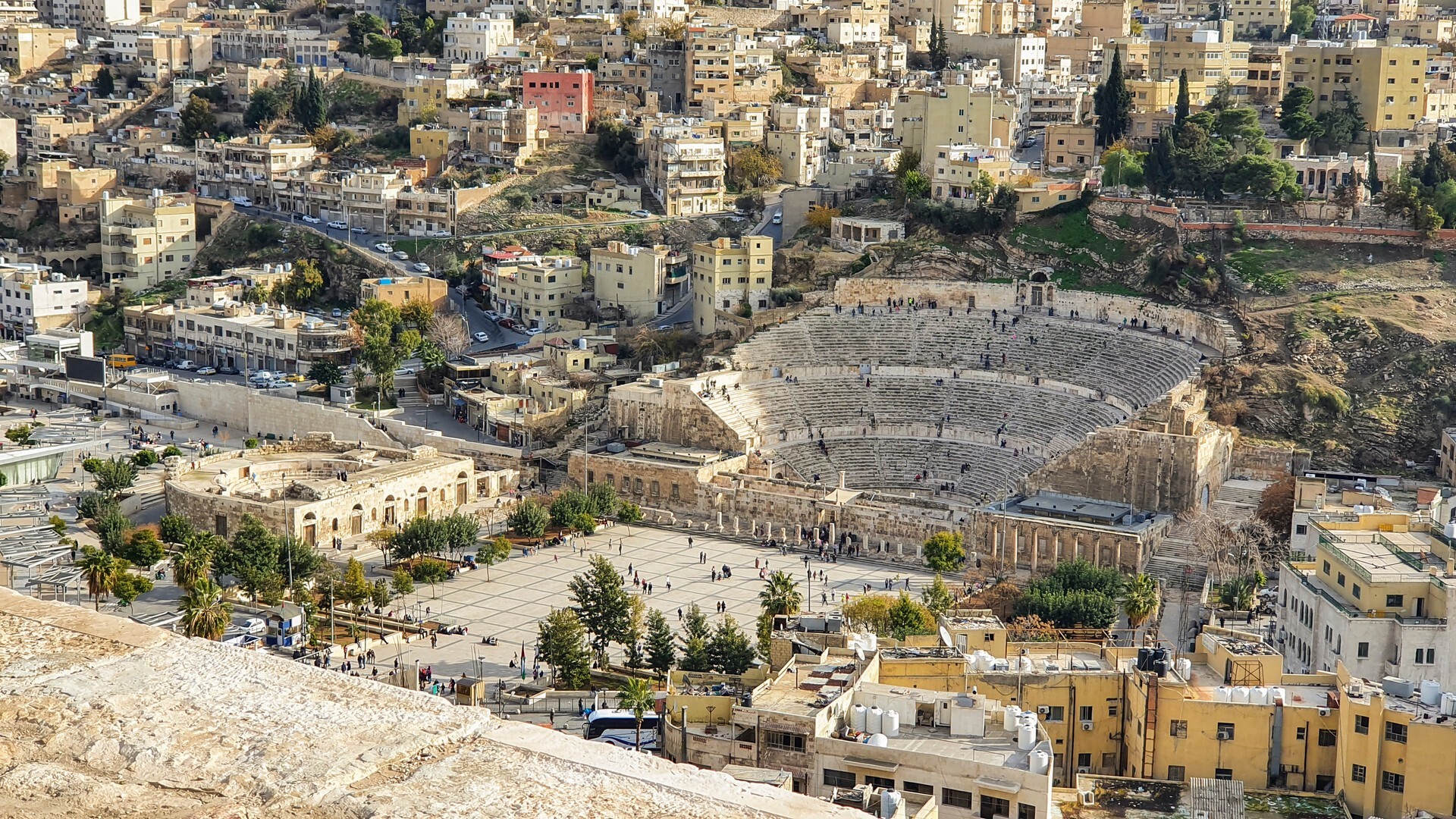 Én person dør og otte bliver såret under VM-watchparty på det romerske teater i Amman, Jordan