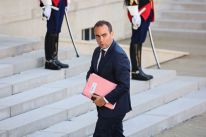 media/30/lecornunarrowlysurvives_4703083t.jpg