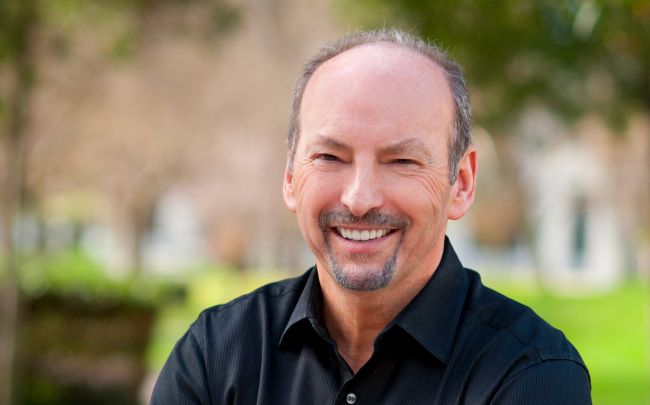 Peter Moore: Asha Sharma er en meget kompetent leder, der vil skulle forklare AI til gamerne