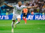 Real Madrid vinder El Cl&aacute;sico med m&aring;l af Mbapp&eacute; og Bellingham, kampen ender i slagsm&aring;l