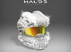 Swarovski-d&aelig;kket Master Chief-hjelm rammer eBay