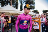 media/38/jonathanmilangets_4613853t.jpg