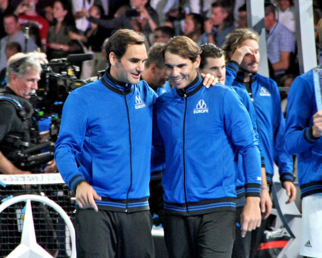 Roger Federer deler rørende afskedsbesked til Rafa Nadal