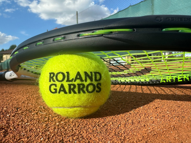 Roland Garros er planlagt til tirsdag, med Zverev mod Jódar og Mensik mod Fonseca som højdepunkter