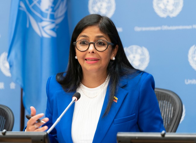 Venezuela signalerer en reform af olielovgivningen i et forsøg på at tiltrække udenlandske investeringer