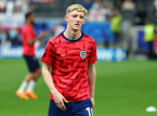 Barcelona skriver kontrakt med Newcastles Anthony Gordon for 80 millioner euro indtil 2031