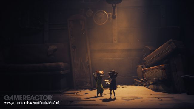 這兩個角色具有不同的能力，可用於單獨或合作解決謎題和敵人遭遇戰。