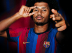 Barcelona annoncerer underskrivelsen af Karim Adeyemi og genforenes med Hansi Flick