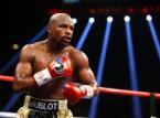 Bokselegenden Floyd Mayweather vender tilbage til professionel boksning efter ni &aring;r