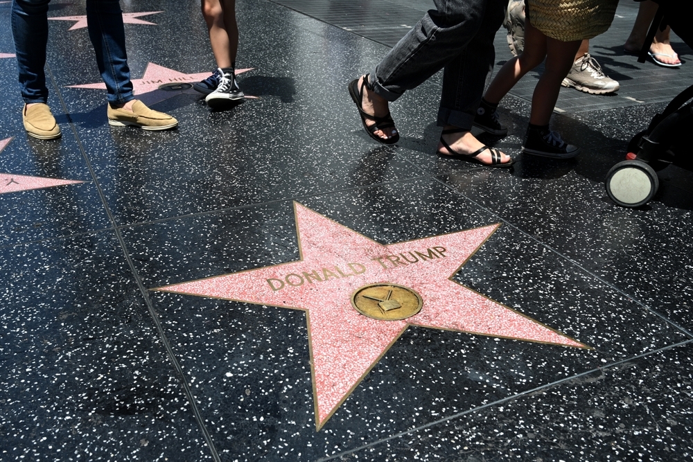 Trump annoncerer 100 % told på udenlandsk producerede film for at genoplive Hollywood