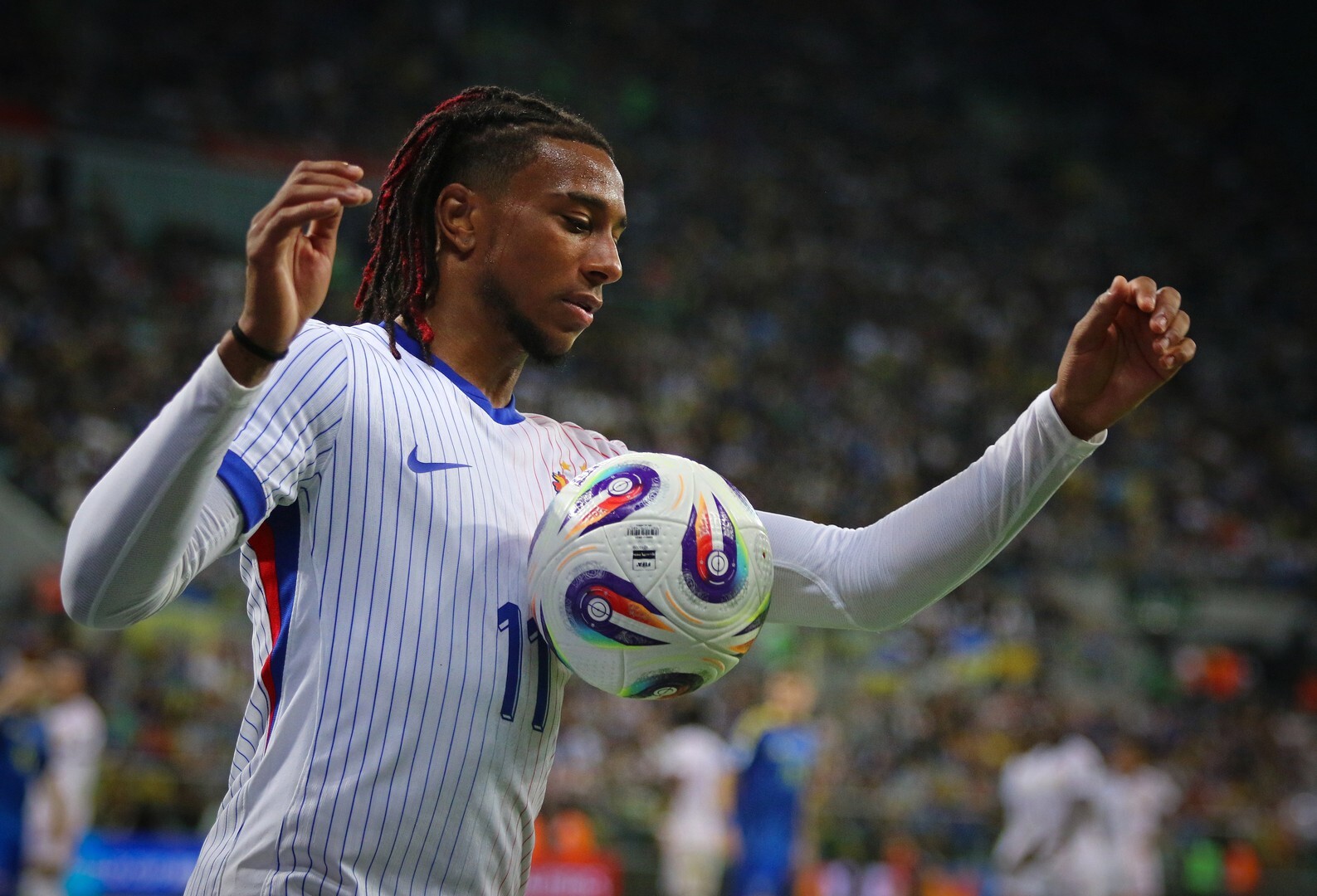 Michael Olise ønsker at skifte til Real Madrid, ifølge L'Équipe