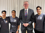 Australien giver humanit&aelig;r asyl til fem iranske fodboldspillere fra kvindelandsholdet