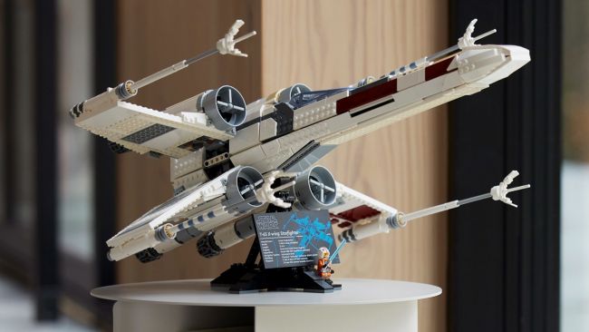 Lego announces an X-Wing Ultimate Collector Series