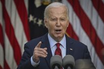 media/57/bidenwarnstrump_4825753t.jpg