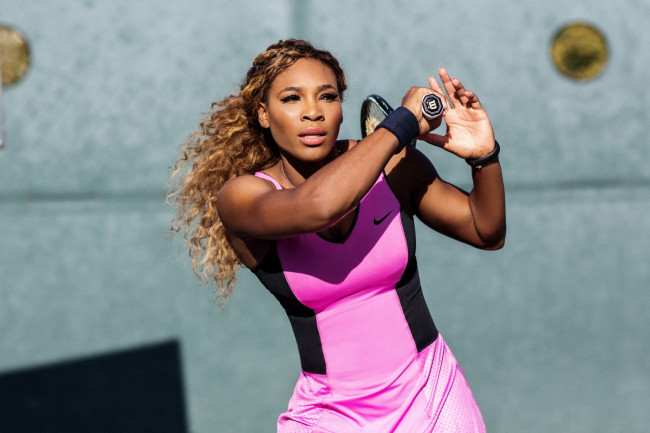 Serena Williams vender tilbage til tennis og overvejer at deltage i Wimbledon