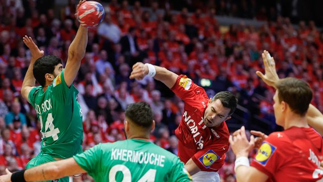 Favoritterne Danmark og Frankrig debuterer ved VM i håndbold med sikre sejre