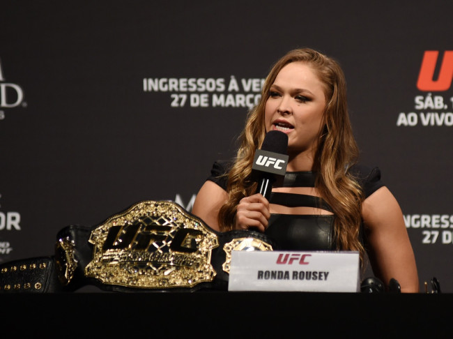 Ronda Rousey kritiserer UFC for ikke at betale retfærdigt: "Et af de værste steder at tage hen"