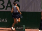 Roland Garros under beskydning for farlige Lacoste-sponsorerede skilte: Spillere snubler og kommer til skade