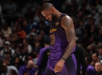LeBron James g&aring;r glip af s&aelig;sonstarten p&aring; grund af iskias for f&oslash;rste gang i 23 &aring;r