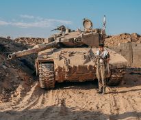 media/64/israelitanksadvance_4646483t.jpg