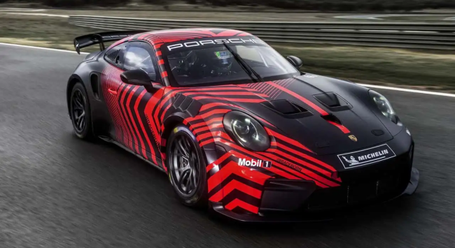 Porsche har præsenteret en helt ny 911 racerbil