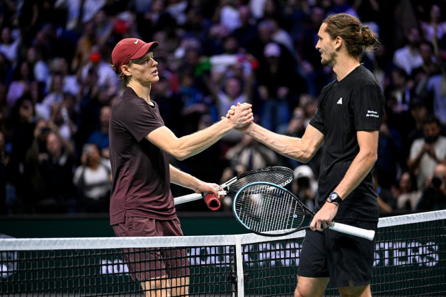 Jannik Sinner og Alexander Zverev mødes igen ved Wimbledon-finalen søndag