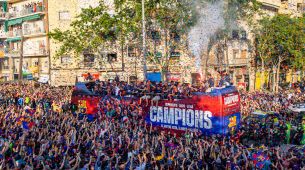 Over 670.000 mennesker deltager i FC Barcelonas parade