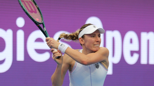 Alexandrova eliminerer verdens nummer 1 Aryna Sabalenka fra Canadian Open