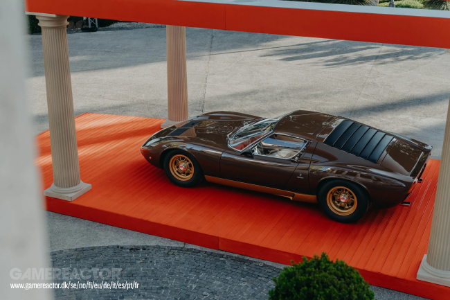 Lamborghini brugte tre år på at restaurere en af deres egne biler