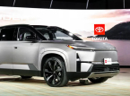 Dette er den nye 2027 Toyota Highlander, genf&oslash;dt som en elbil