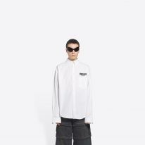 media/77/balenciagaannouncesoutrageously_3587793t.jpg