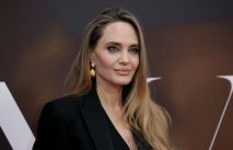 media/82/angelinajolievoices_4678213t.jpg