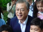 Sydkoreas tidligere pr&aelig;sident Moon kalder bestikkelsesanklager for et politisk drevet angreb
