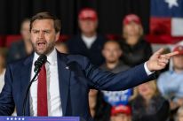 media/82/vanceinsiststrump_4828283t.jpg