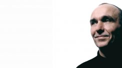 media/83/molyneux_1098314t.jpg
